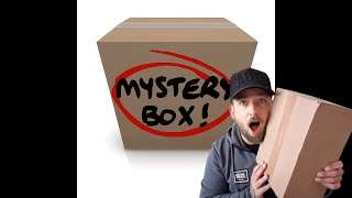 MY FIRST MYSTERY BOX!!!!