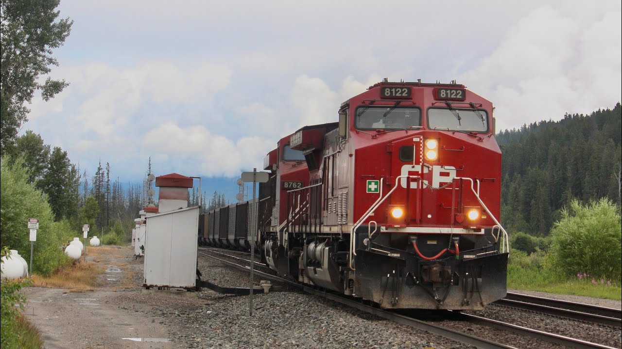 150 CAR TRAIN!!! CP 8122, CP 8762, CP 8123 and CP 9806 lead CP 802 east at KC Junction, Golden, BC