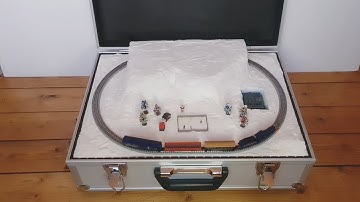 Briefcase layout with Märklin Starter set 81845 Z Scale