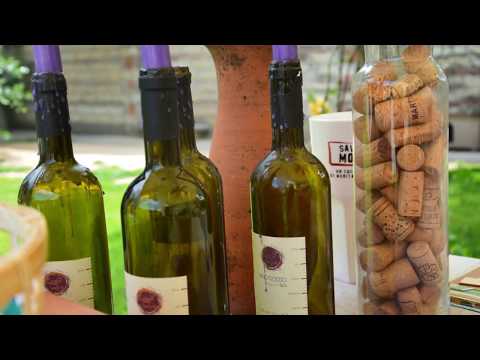 Crea un porta candele con una bottiglia di vino | Cinque Quinti