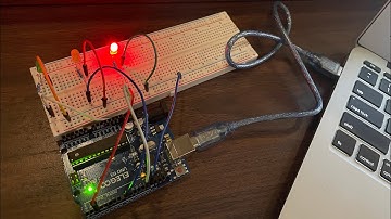 This Arduino Traffic Light Project is Perfect For Beginners...