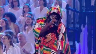 THIS SONG SHOULD BE TRANSLATED TO ALL THE LANGUAGES IN THE WORLD. #WORLDPEACE