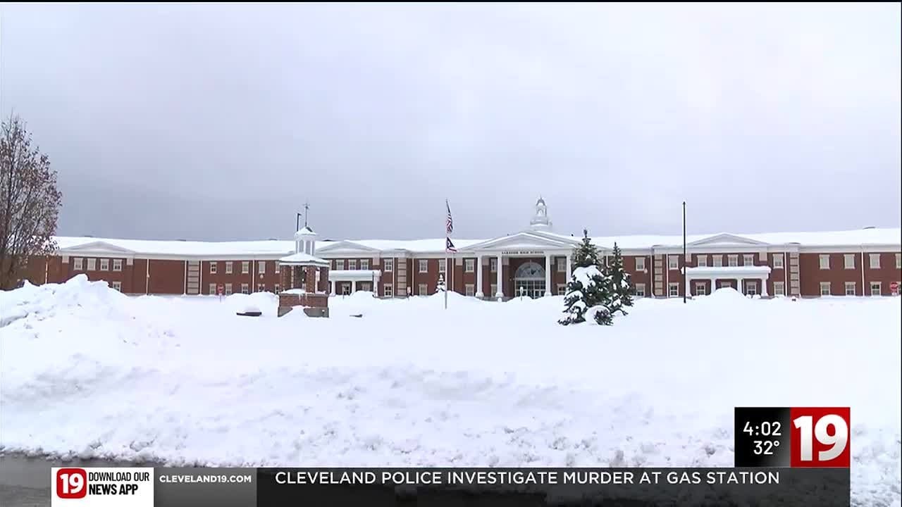 Lakeside High School closed after partial roof collapse due to