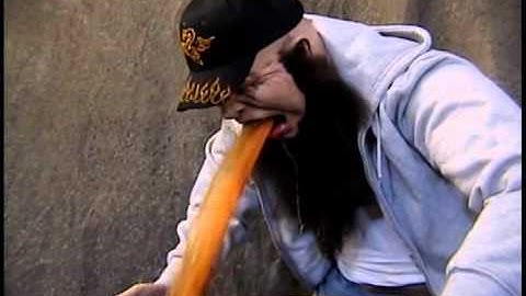 Animated New Spew Vomit Vomiting Man Professional Haunted House Halloween Prop