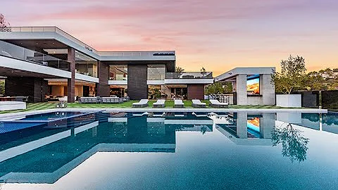 Bundy Drive, Brentwood, CA