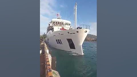 Tiễn đoàn công tác đi thăm, chúc Tết quân và dân huyện đảo Trường Sa