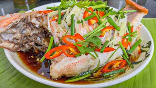 ត្រីចំហុយទឹកស៊ីអុីវរូបមន្តប្រចាំគ្រួសារ [Steamed Fish with Soy Sauce Recipes]