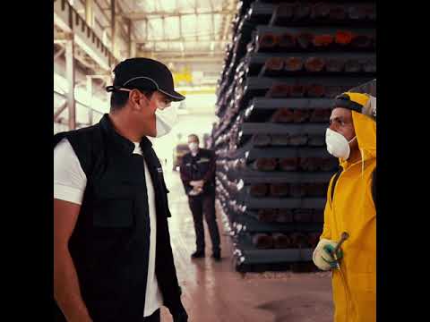 أبو هشيمة يزور مصنع حديد المصريين ببني سويف ويتابع الاجراءات الاحترازية من فيروس كورونا