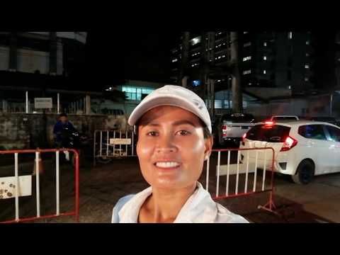 Night Time In Mukdahan Town - Night Market with Eyes of a Thai