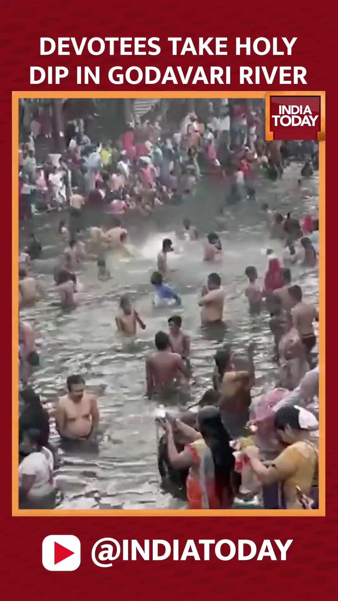 Maha Shivratri 2025: Devotees Take Holy Dip In Godavari River #mahashivratri #godavaririver #shorts