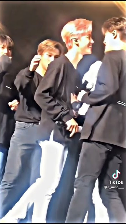 Echan bisa aja dorongnya 😅😅 #nomin #jeno #jaemin #haechan #nctdream #nct #couplegoals #shorts