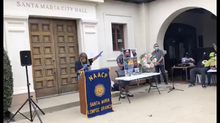 Local NAACP president Lawanda Lyons Pruitt opens B...