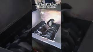 XINMECHAN Industrial Shredder: Shredding Plastic Drums with Ease!