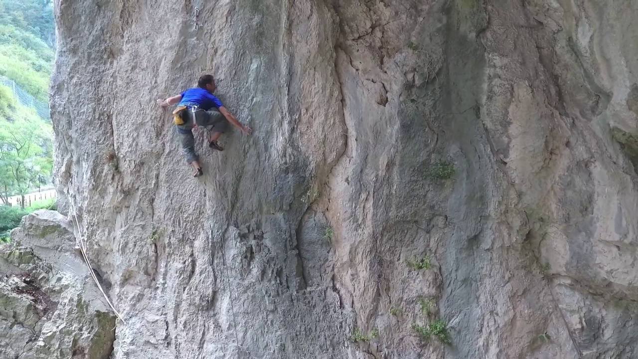 Rock climber + wall + drone + cave + crash in the water !!! AWESOME