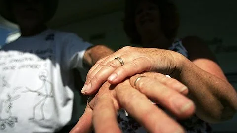 David and Janet Ammons celebrate their honeymoon N...