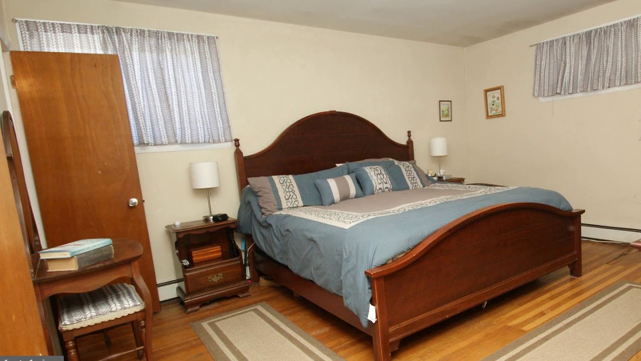 500 W Montgomery Avenue North Wales, PA 19454 Single Family Real