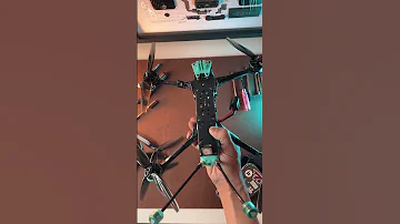 Just Flip It Axisflying Kolas 7 Foldable FPV DJI FPV FPV Drone 7 Inch Long Range FPV 
