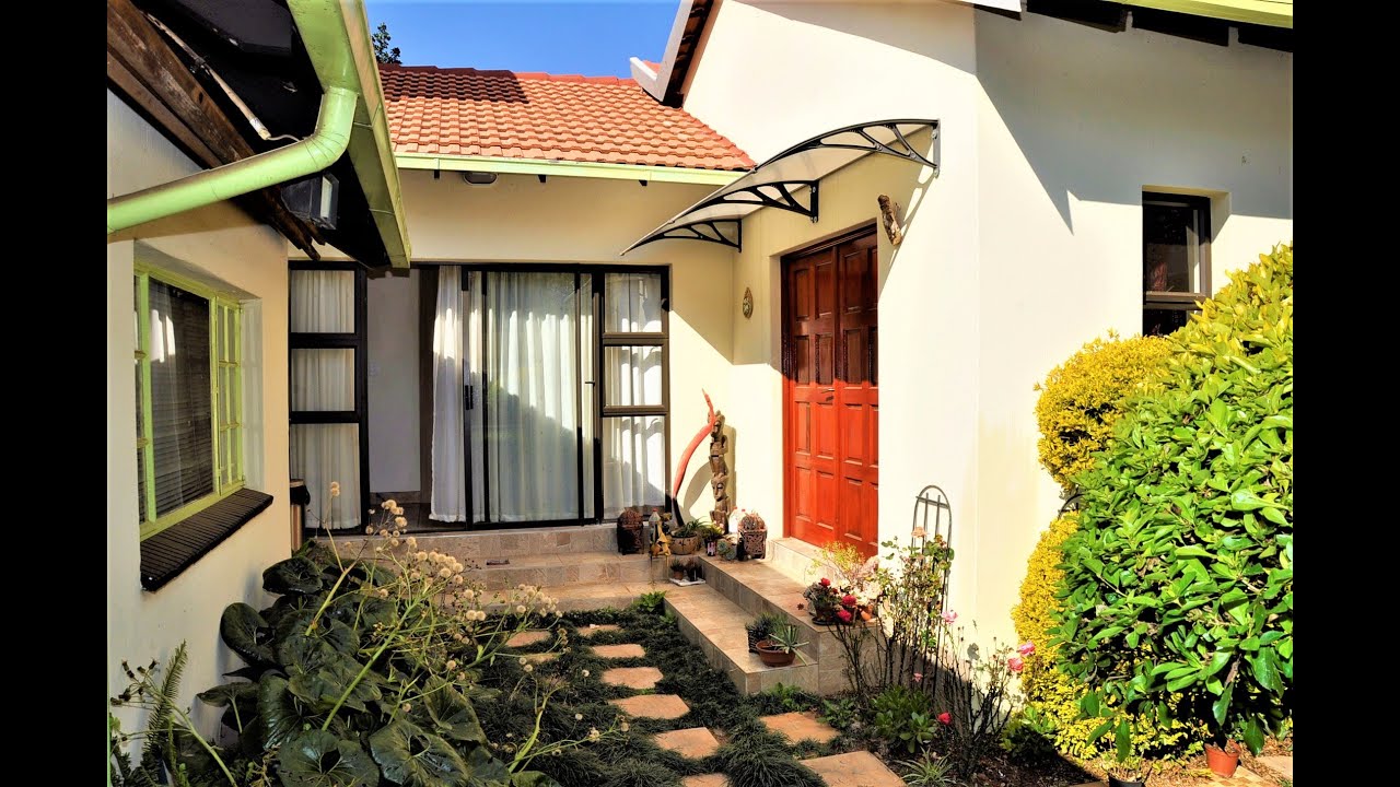 Fully Furnished 1 Bedroom Garden Cottage To Let Garsfontein Pretoria E Cottage Garden Cottage Furnished Apartment