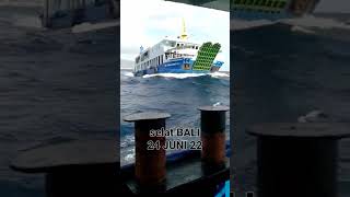 laut selat bali  kembali berduka .....