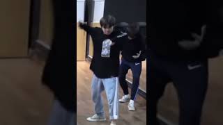 Everyone Jihoons Power Dance parkjihoon energetic