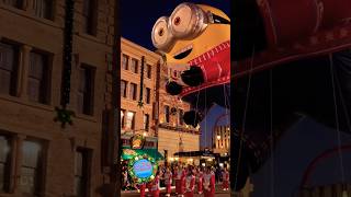 Magical Universal Holiday Parade 2024: Minions, Floats & Festive Fun!