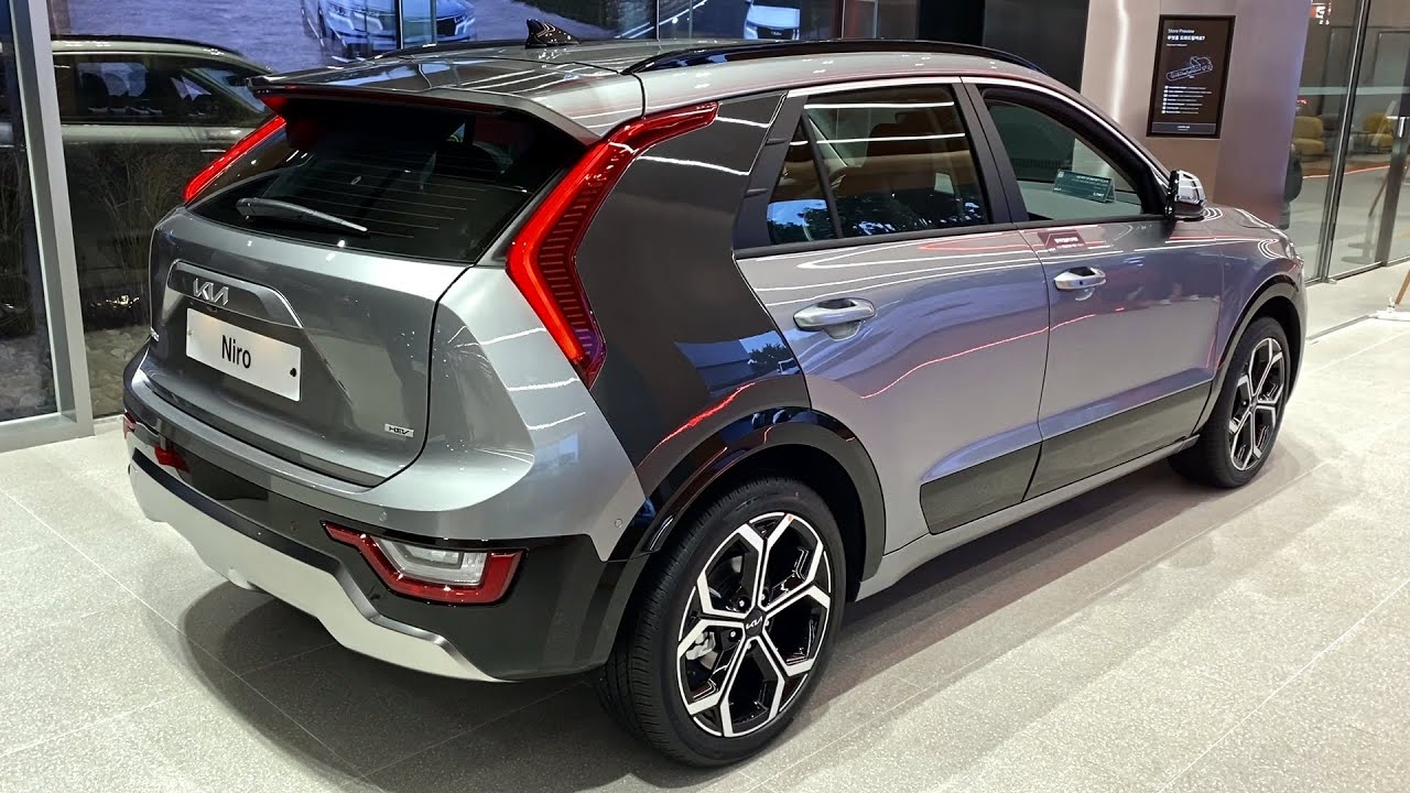 2023 Kia Niro Hybrid Exterior & Interior Walkaround