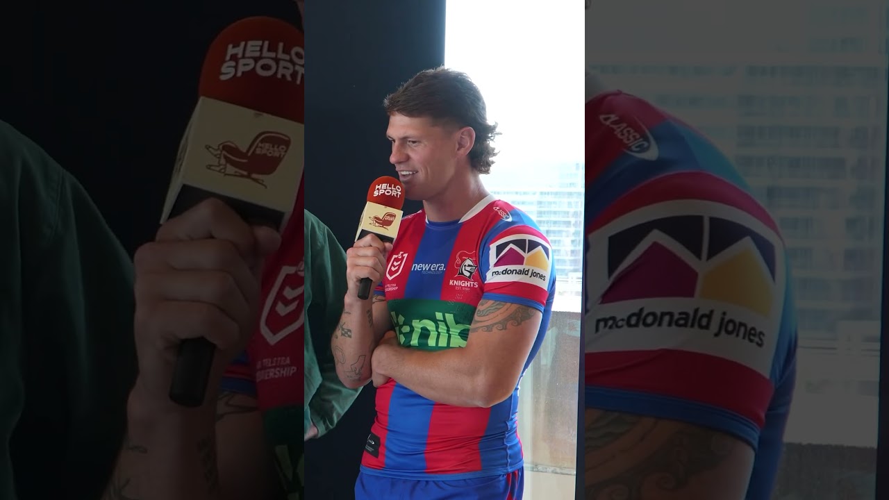 Is your phone working? #nrl #rugbyleague #ponga #knights #newcastle