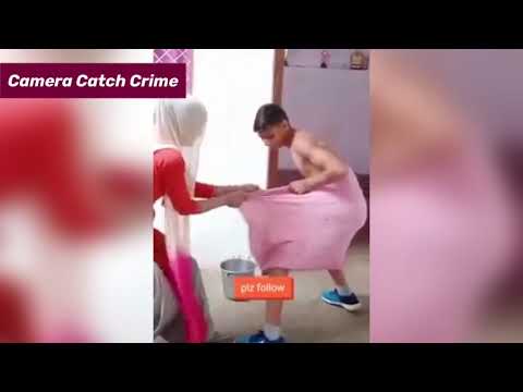 Indian Girl remove towel of boy - Viral Video