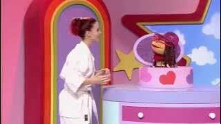 Lauren Liftoff & Katie Cool Pants Rhyme to Save Time