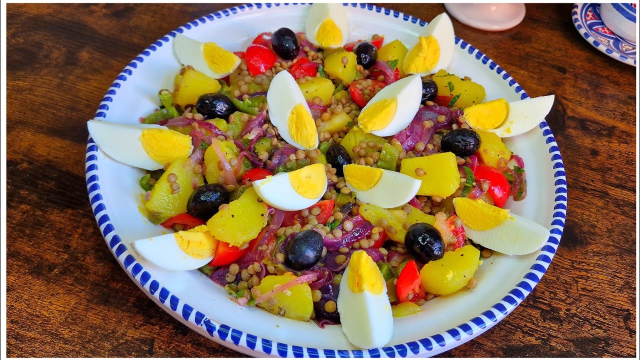 سلاطة مشكلة  غنية بالفيتامينات تحضروها للفطور  للعشاء  والا تهزوها للخدمة والقرايا salade 