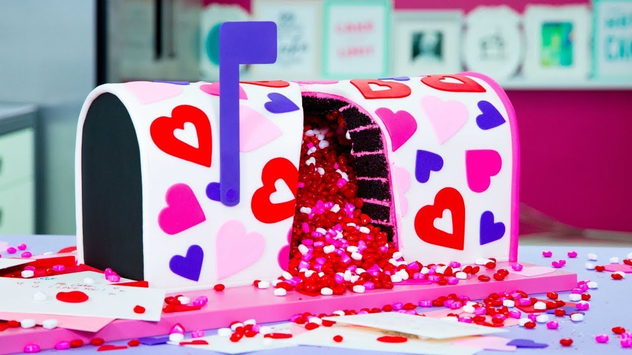 Cake In The Mail?! Unique Valentine's Day Baking Ideas | How To Cake It Step By Step