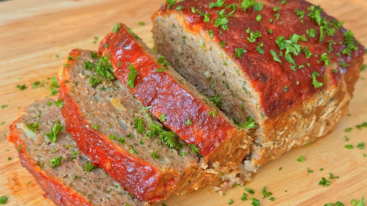 Easy Homemade Meatloaf | Budget-Friendly, Cozy & Delicious