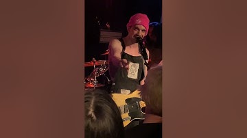 Badflower - Let the Band Play