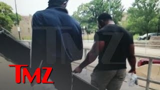 Osundairo Bros Pick Up Items from Jussie Smollett Case, Including Gun | TMZ