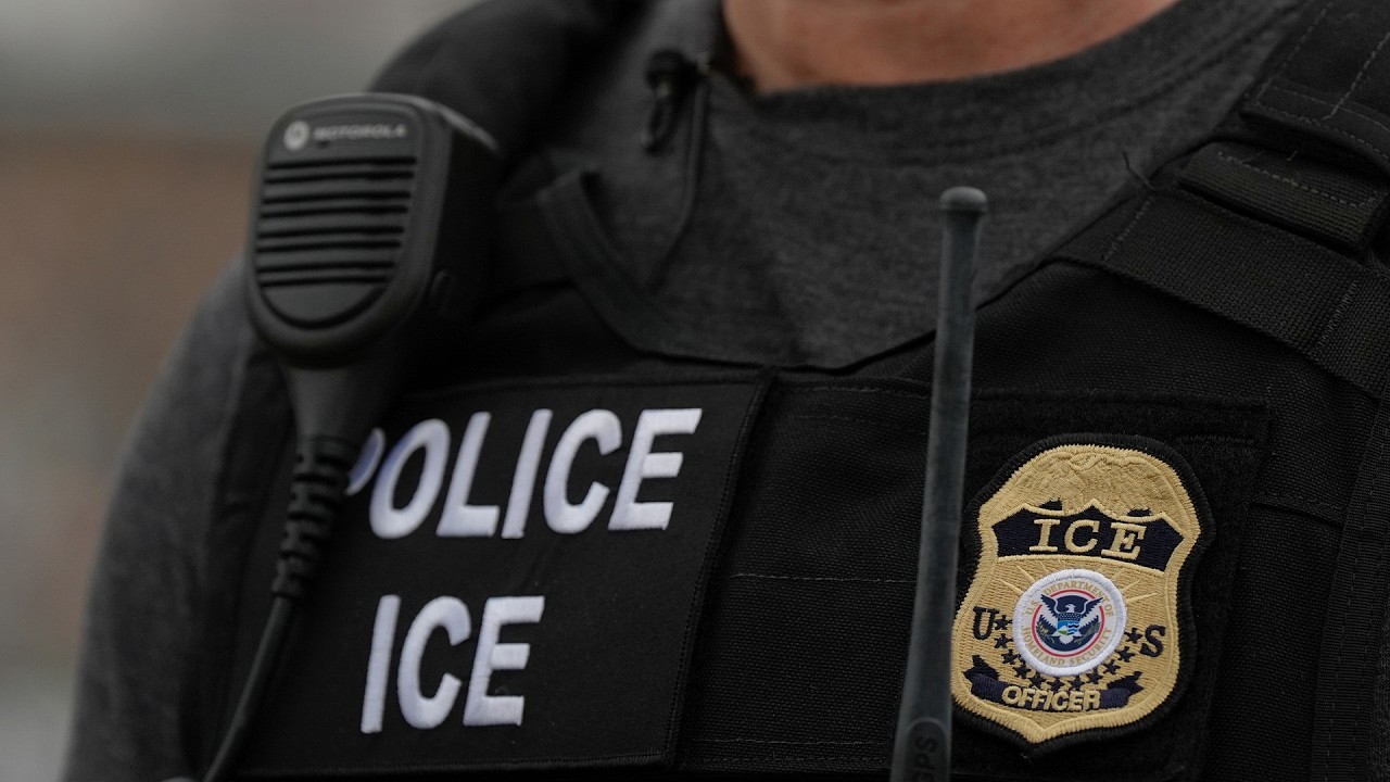 Happening Now: Democrats Hear From ICE Whistleblower