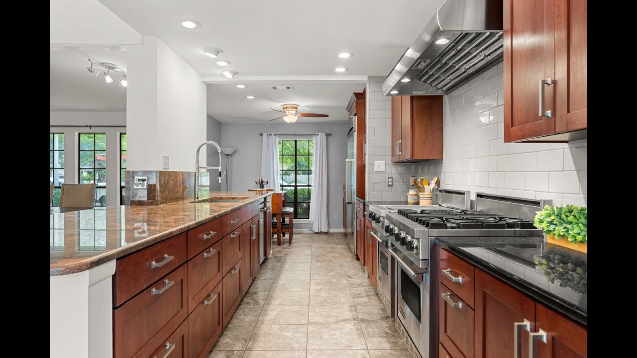 10513 Timbercrest Lane, Austin, TX 78750