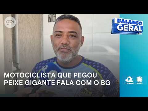 Motorcyclist who carried giant fish on the back of his bike speaks to Balanço Geral | Balanço Ger...