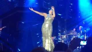 Lady Gaga Live Bussels Grand Place For Cheek To Cheek