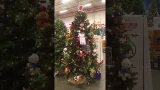 Highly Animated Christmas Tree (Ornaments in motion)