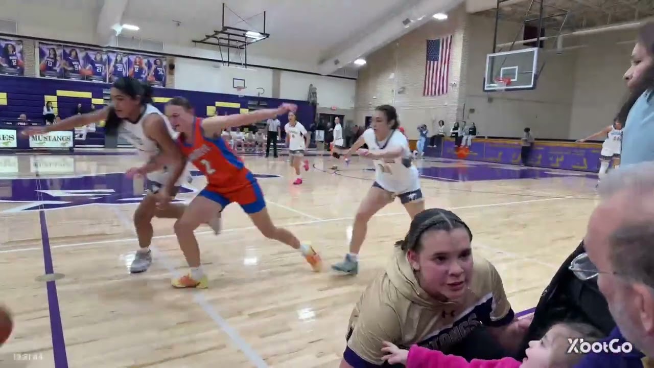 Burges Lady Mustangs v Canutillo Eagles:  74-33 W