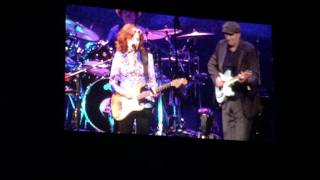 Bonnie Raitt & James Taylor  2017-07-09 Wells Fargo Center  Philadelphia, PA "Thing Called Love"