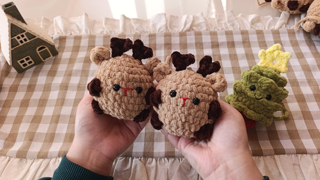 Mini Reindeer Amigurumi Tutorial | No-Sew Crochet | Velvet Yarn | Amigurumi Geyik