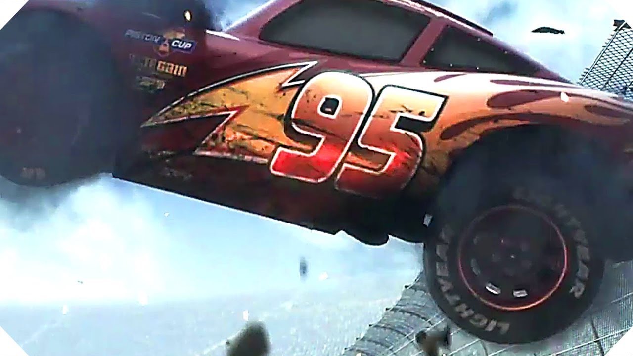 lightning mcqueen cars 3 crash