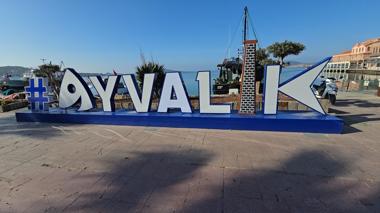 Ayvalık Merkez Çarşıları Dolaşıyorum. Ayvalık İlçe Merkezden Görüntüler.