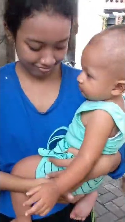 #Satu satu aku sayang tante#