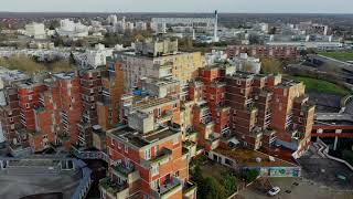 Pyramide 14 Evry, Un Bâtiment Iconique