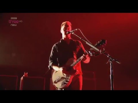 Queens Of The Stone Age - The Lost Art Of Keeping A Secret - Live Reading Festival 2014