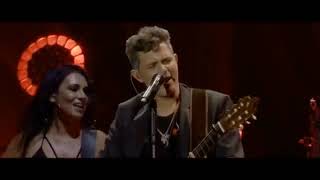 Alejandro Sanz & Vanesa Martín   Deja que te bese +Es+ El Concierto