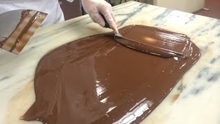 Chocolate Tempering: Tabling Method