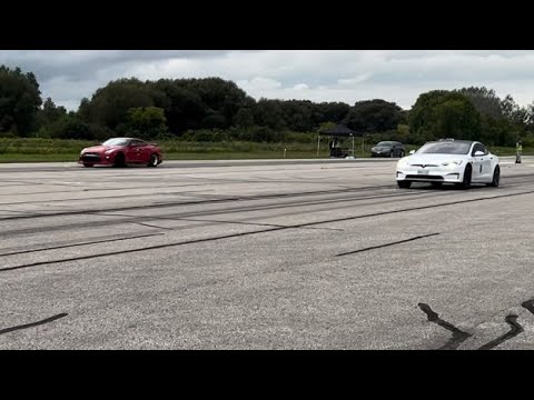 1500HP Nissan GTR vs Tesla Plaid Half Mile Racing - YouTube